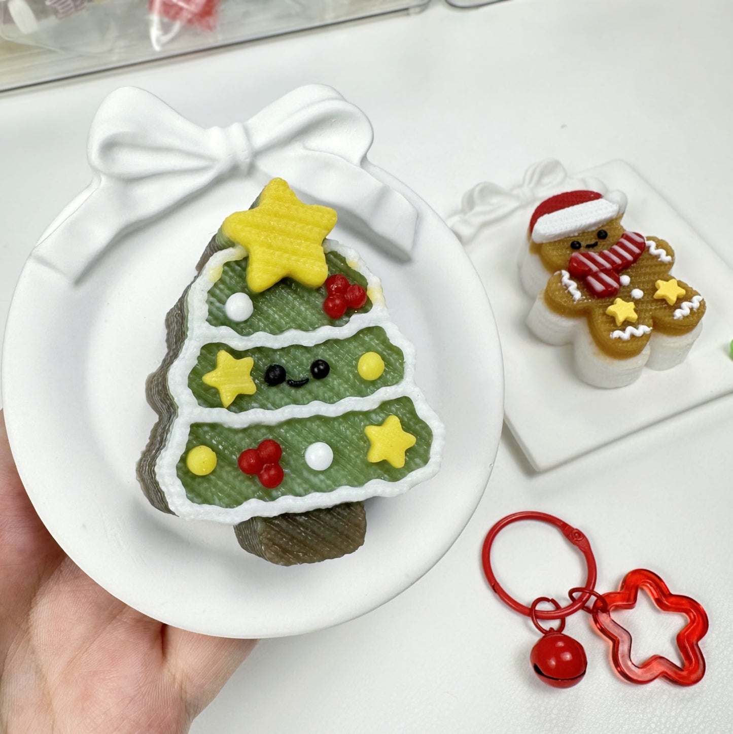 Knitted Christmas Tree & Gingerbread Man Squishy Set - Handmade Festive Sensory Toys for Stress Relief